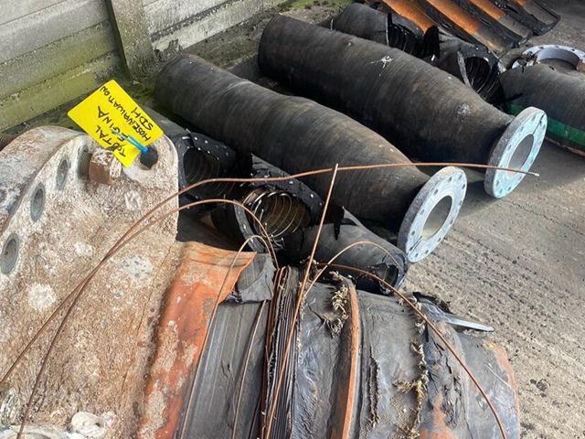 commercial-waste-removal-15