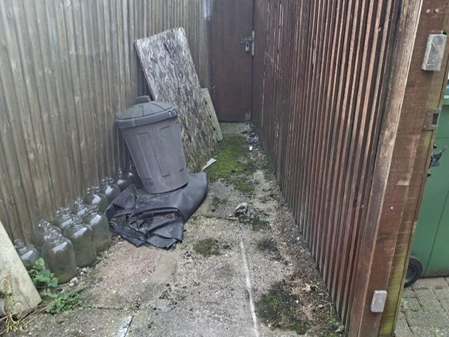 kitchen-bathroom-clearance-4