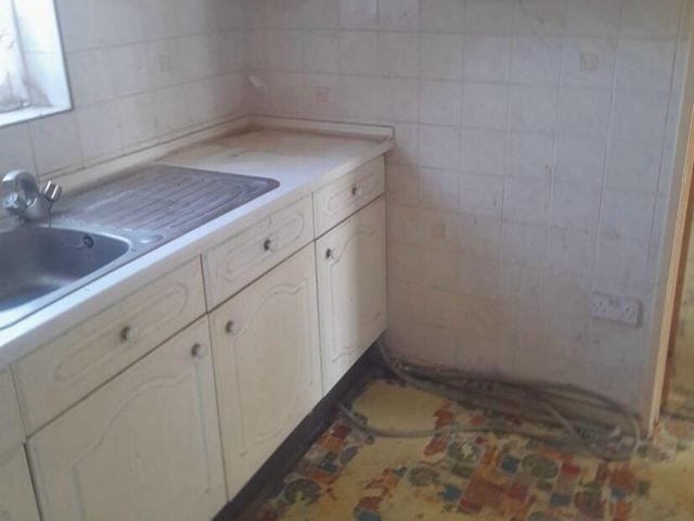 kitchen-bathroom-clearance-8